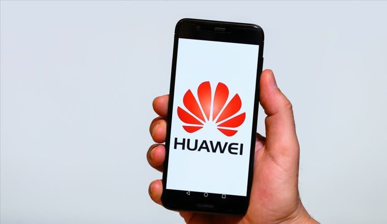 Huawei'in beklenen telefonu Türkiye'de satışa çıktı!