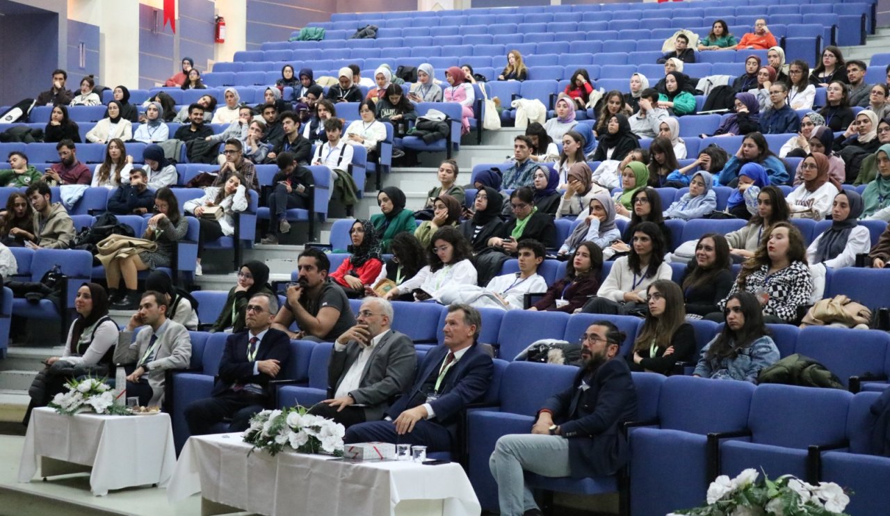Konya'da 4 Mevsim Cerrahi Kongresi başladı