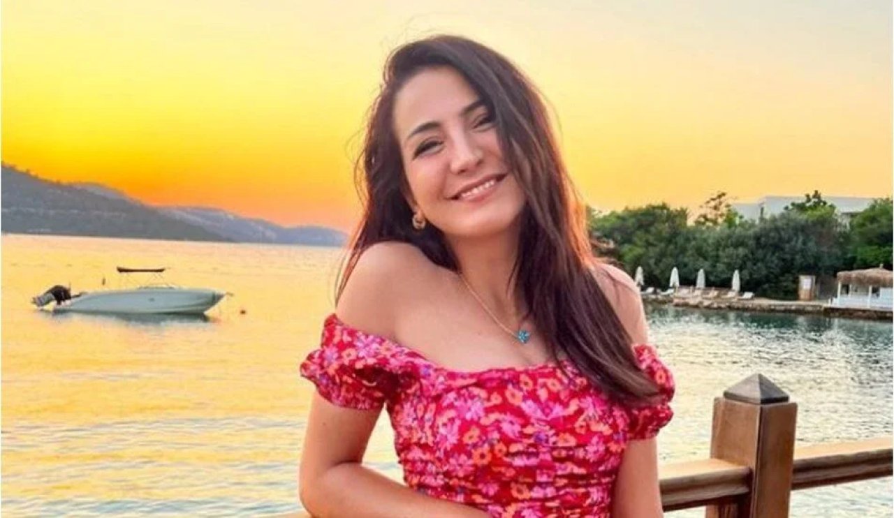 Ayşenur Parlak Hayatını Kaybetti