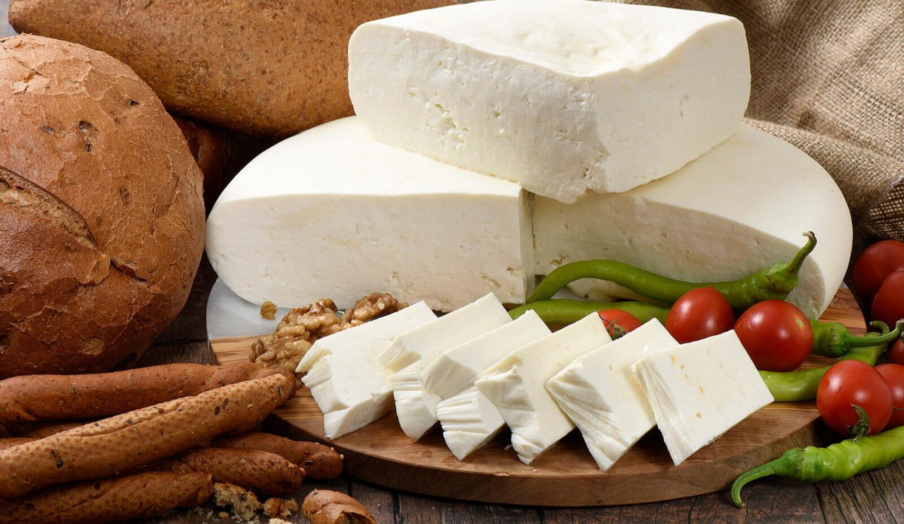 Peyniri fazla yemek vücuda zarar veriyor! Peyniri bu şekilde tüketin…