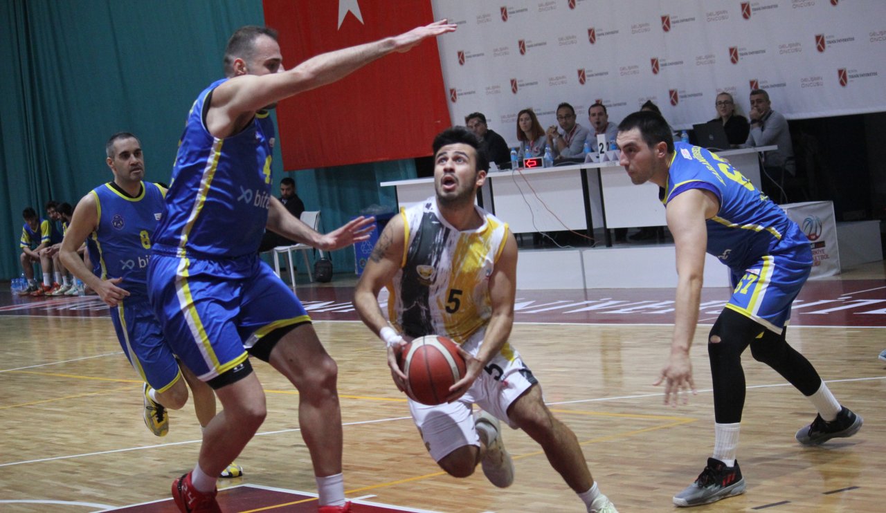 Basketbolda Konya Büyükşehir, liderlik maçına çıkıyor