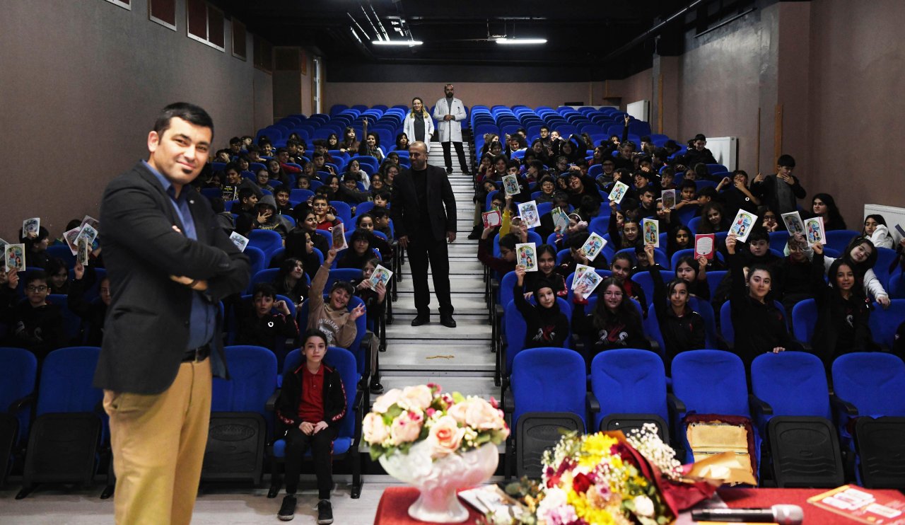 Yöntem Koleji'nde roman okumayan soruları bilmiyor! Muhteşem uygulama...