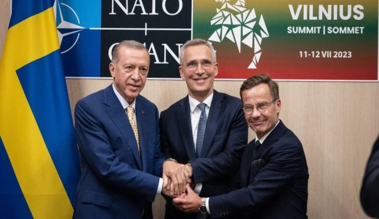 İsveç'in NATO üyeliği komisyonda onaylandı