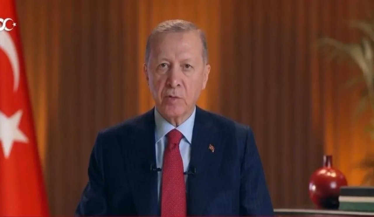 Cumhurbaşkanı Erdoğan'dan yeni yıl mesajı: "Daha güzel, daha huzurlu ve daha müreffeh bir gelecek umudumuz var"