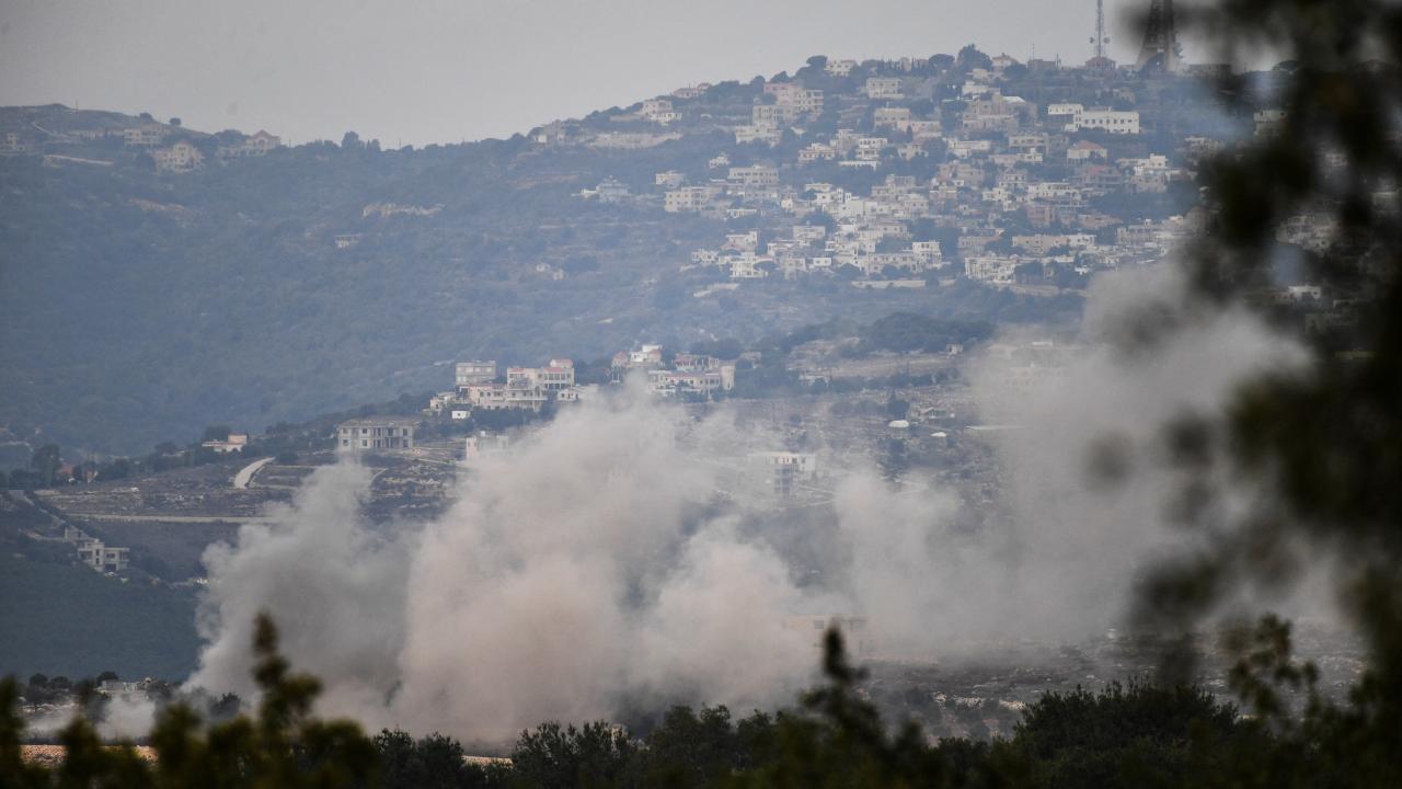 Hizbullah, İsrail'e ait bazı askeri noktalara saldırı düzenledi