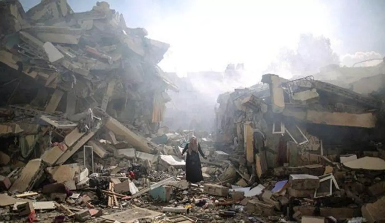 Libyalılar İsrail'in Gazze saldırılarına tepkili: Soykırım!