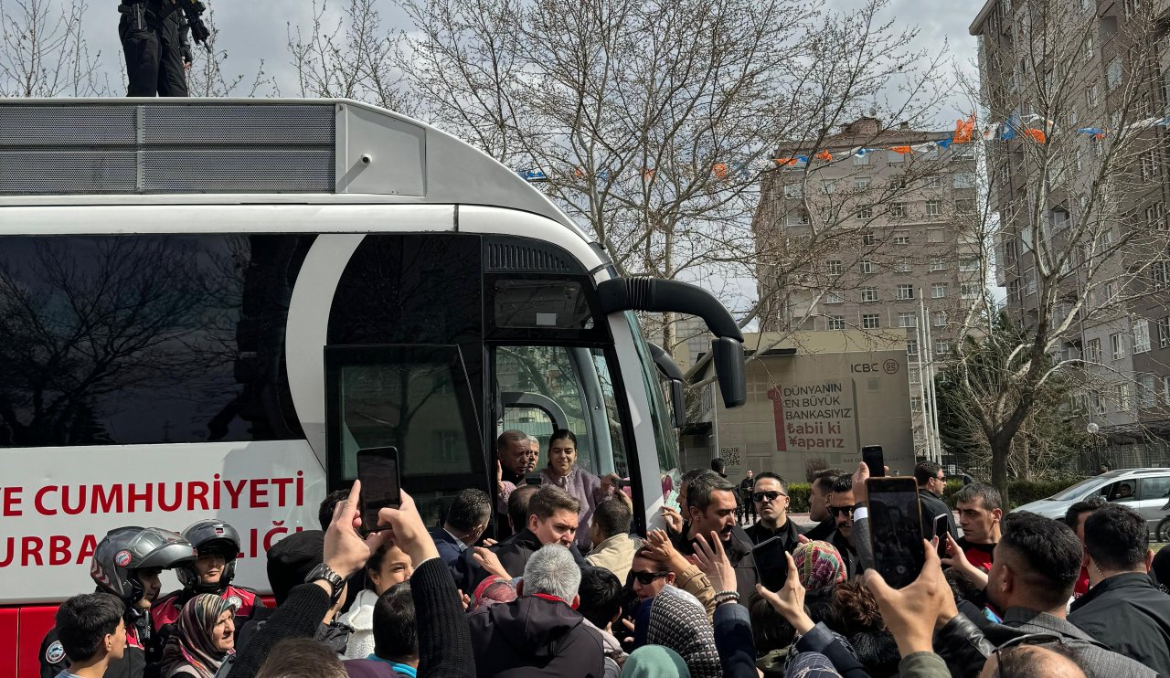 Cumhurbaşkanı Erdoğan Konya'da çocukları hediyeye boğdu!