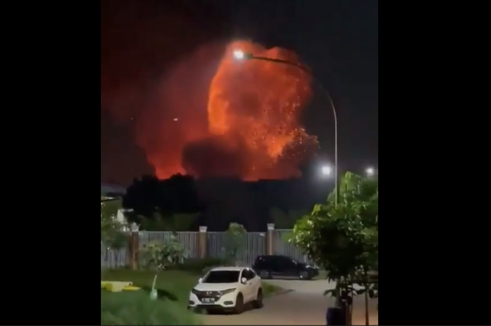 Endonezya'da dehşet patlama!