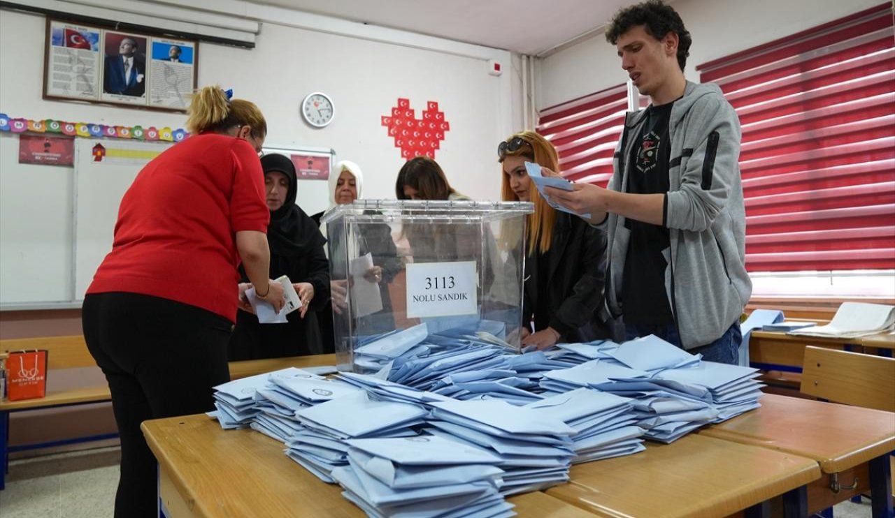 Yurt genelinde oyların sayımı sürüyor