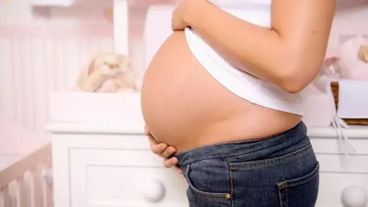 “Sosyal medya kullanan hamile kadınlar dikkat edin!