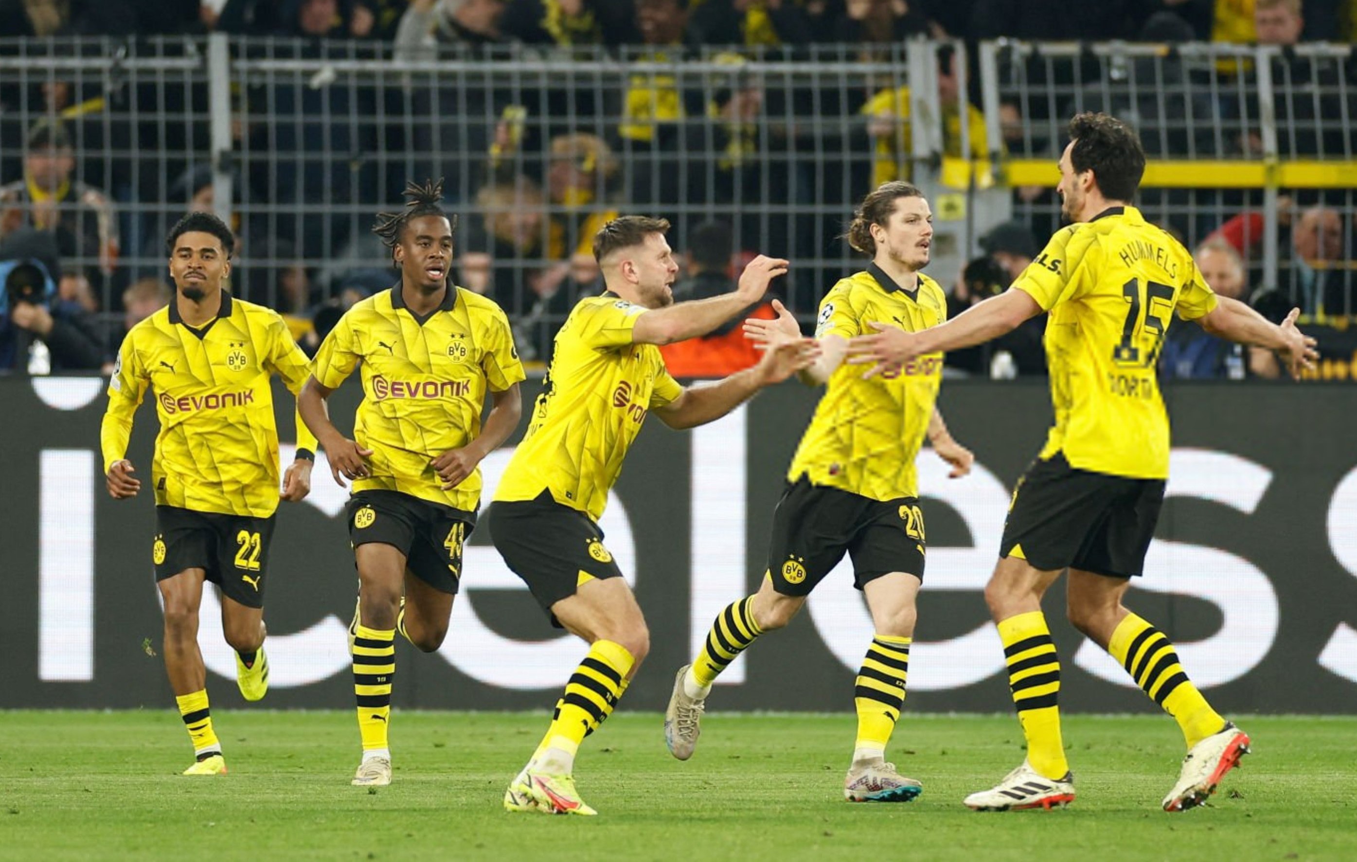 PSG ve Dortmund, Şampiyonlar Ligi'nde yarı finalde