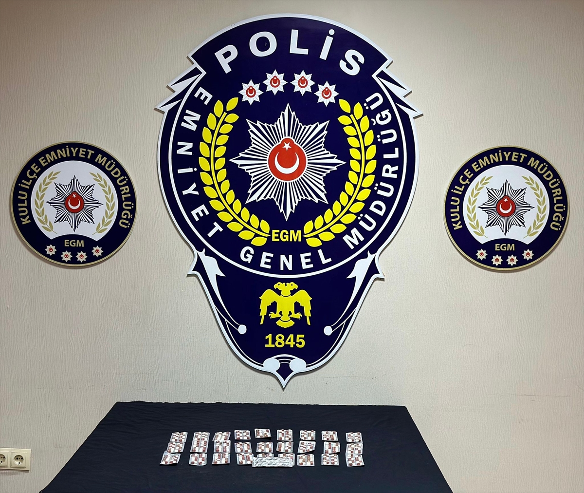 Konya'da uyuşturucu operasyonunda 2 kişi gözaltına alındı