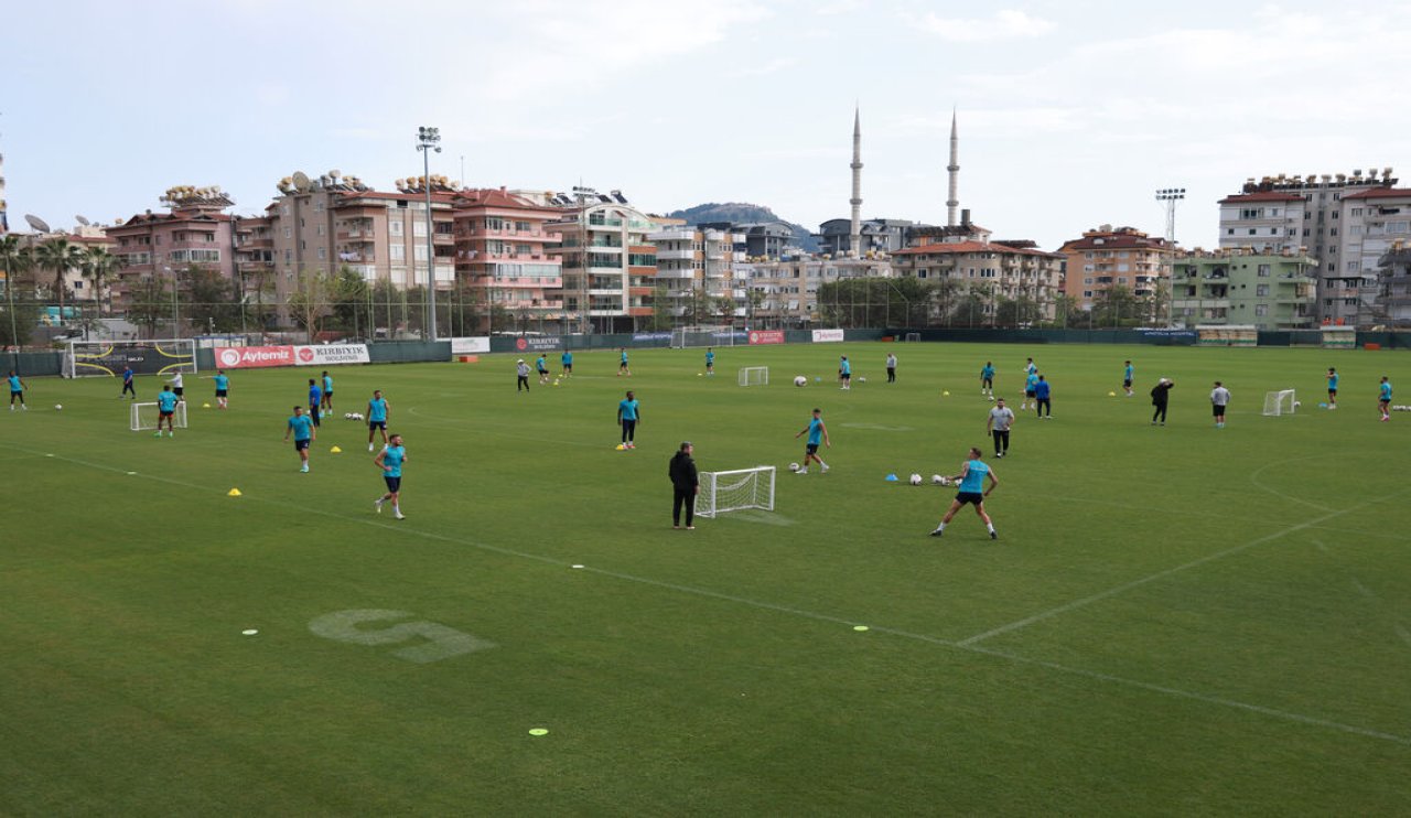 Alanyaspor’da Konyaspor maçı öncesi son durum
