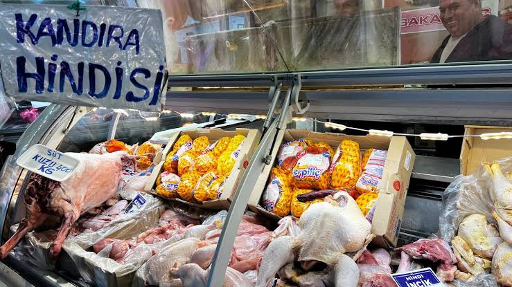 İl Müdürlüğü açıkladı!Kadınlar Pazarı’nda açıkta satılan  etlere ilişkin yeni karar!