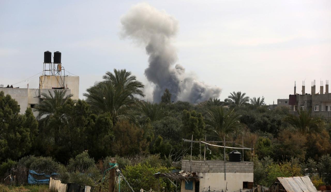 İsrail Gazze'de yine bir hava saldırısı düzenledi