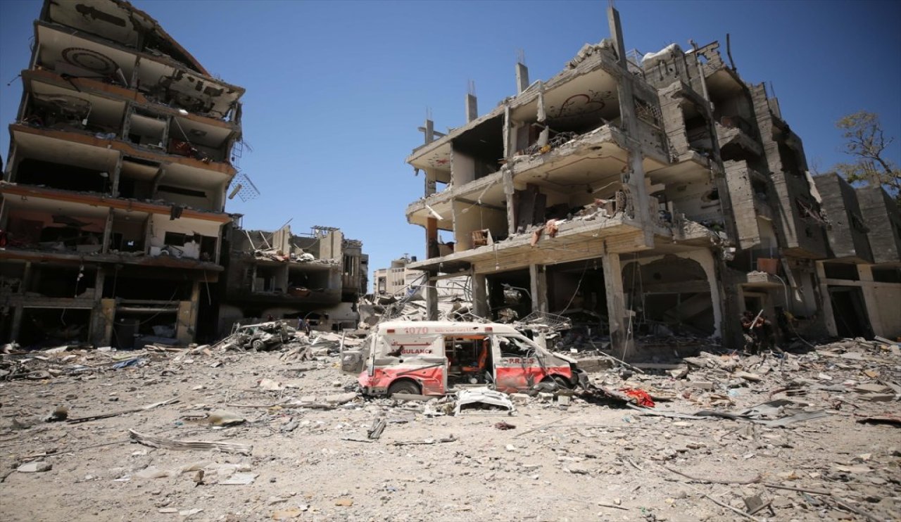 İİsrail'in 239 gündür saldırılarını sürdürdüğü Gazze'de can kaybı durdurulamıyor..
