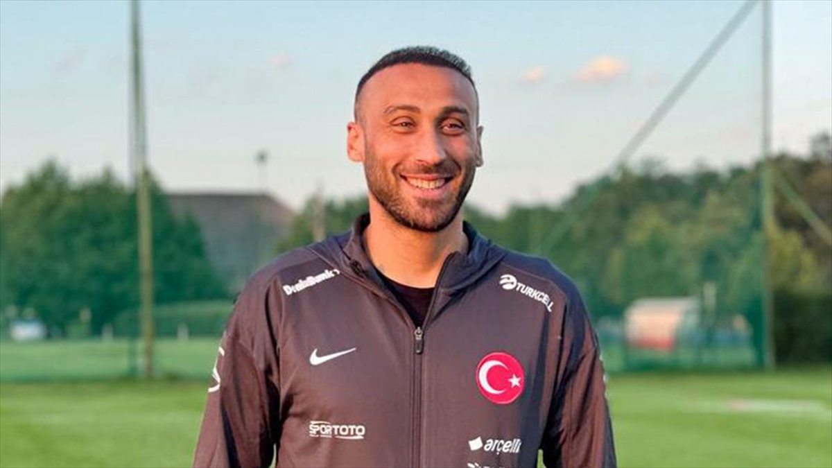 Milli Futbolcu Cenk Tosun'dan birçok konuda önemli açıklamalar