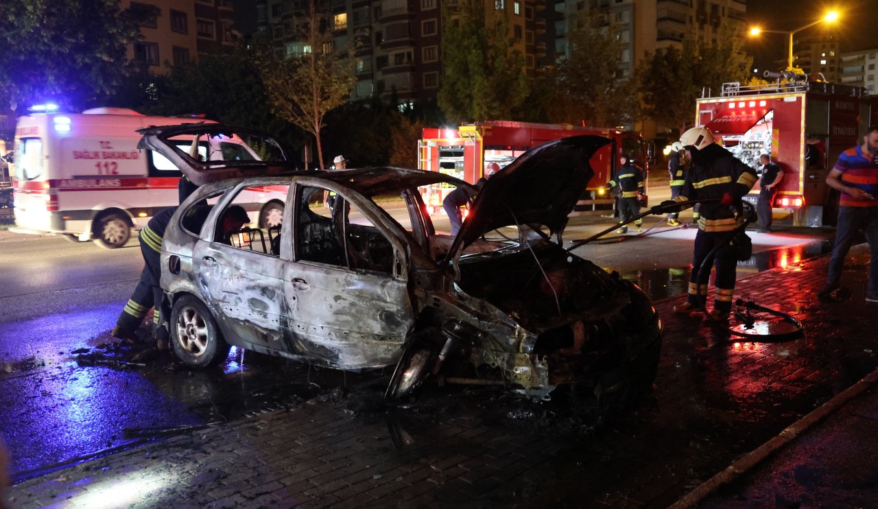 Konya'da korkunç kaza: Otomobil alev topuna döndü! Araç içindekiler...