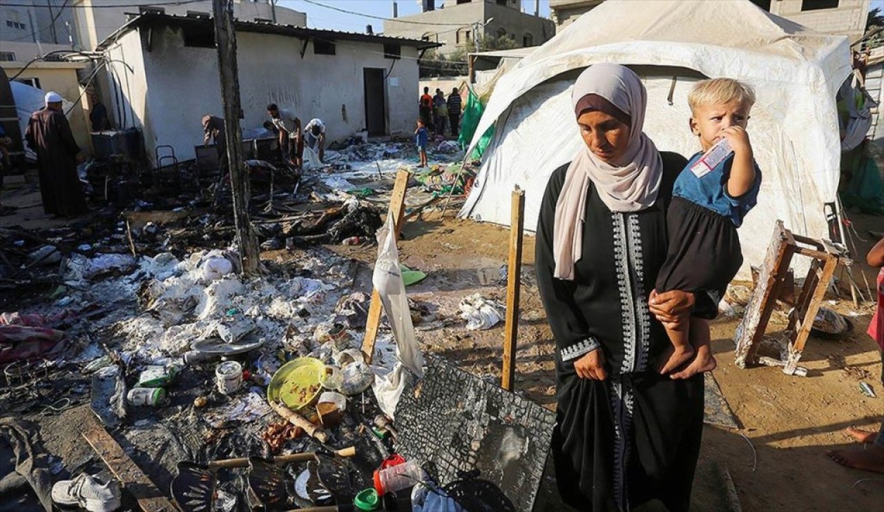 İsrail'in 303 gündür saldırılarını sürdürdüğü Gazze'de can kaybı korkunç boyutlara çıktı