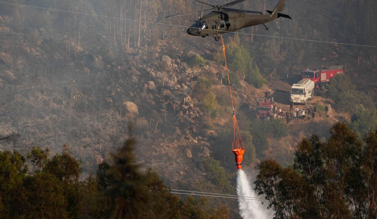 Milli Savunma Bakanlığı'ndan dev yangın mücadelesi: 13 helikopterle hangi illere destek sağlanıyor?