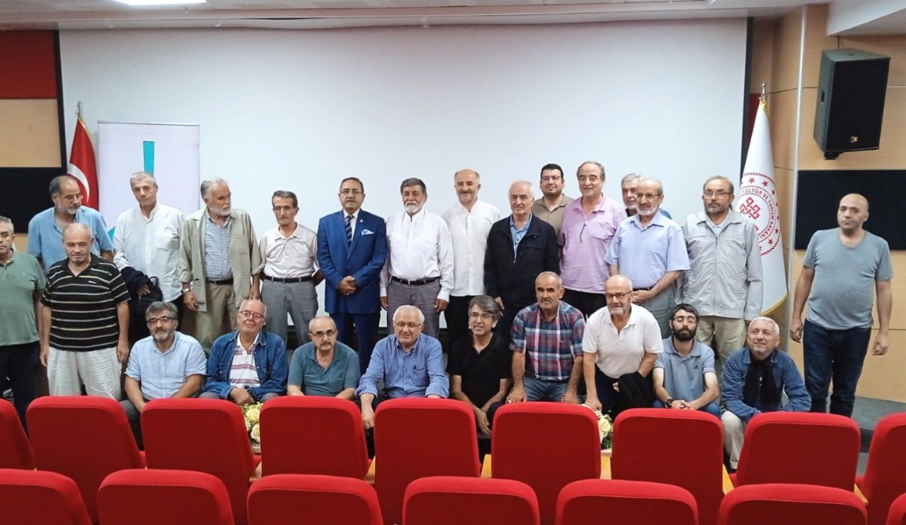 Konya'da Selçuklu Salı Sohbetlerinde Endülüs ve Türk-İslâm eserleri konuşuldu