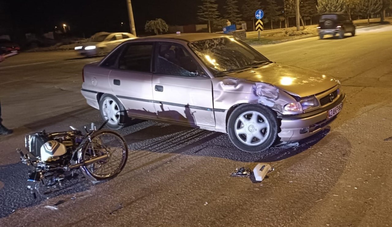 Konya'da  akşam saati kaza: Otomobil ve motosiklet çarpıştı