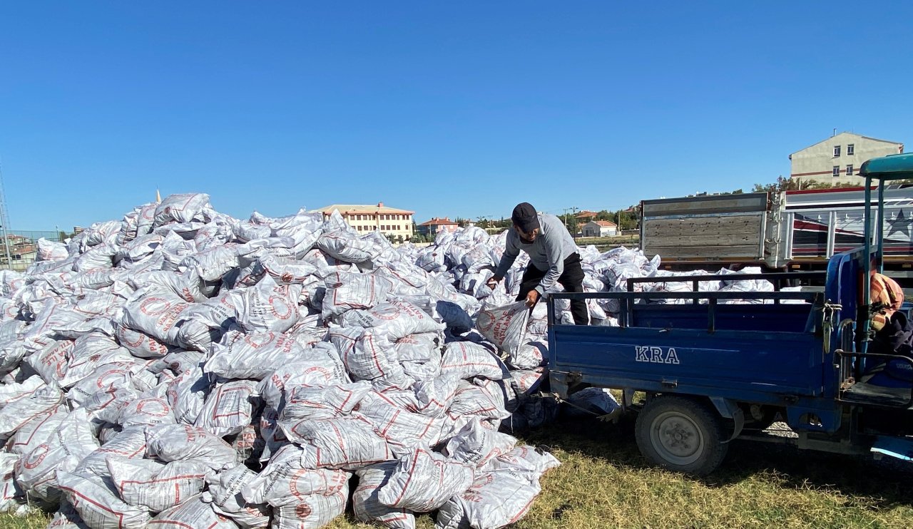 Kış gelmeden önlem: Konya’da bin 500 aileye kömür yardımı