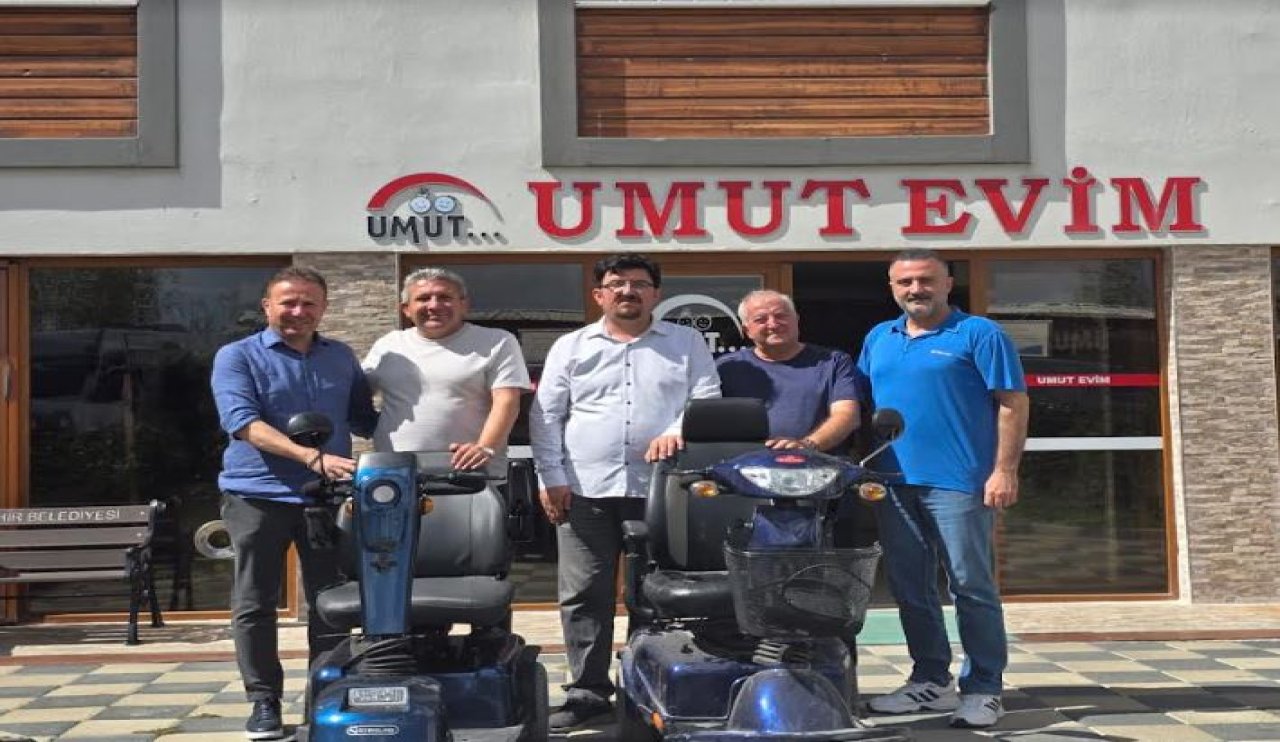 Akşehir’de engelli bireylere destek: Umut Evim 2 akülü araç bağışladı!