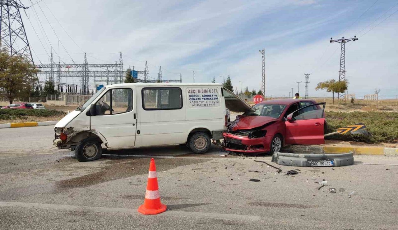 Konya'da iki kaza! 5 yaralı