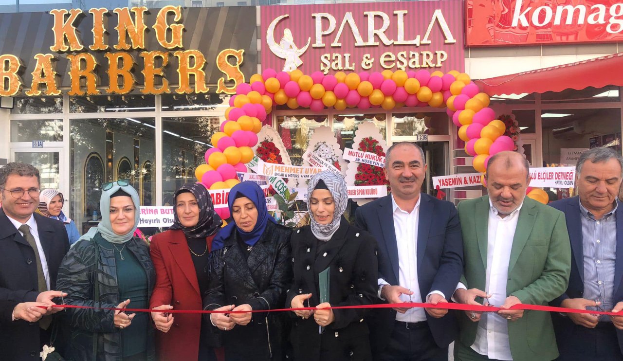 Parla Şal ve Eşarp Mağazası açıldı