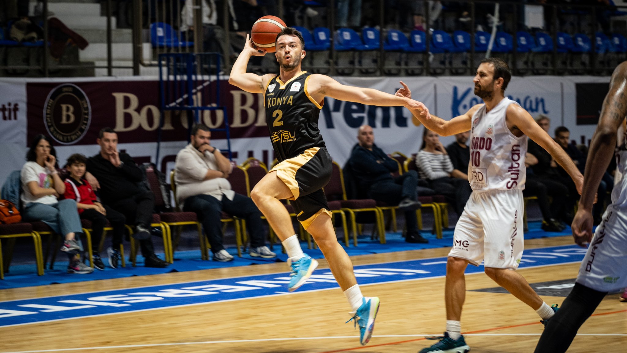 Konya BBSK, ligdeki 4. yenilgisini aldı! Bir kötü haber de basketboldan