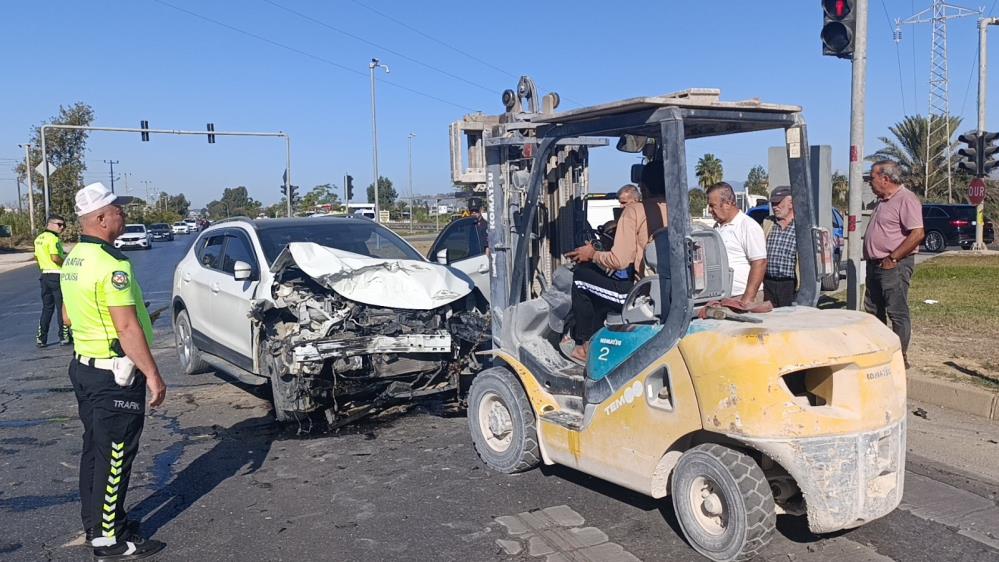 Arızalı trafik lambası hayatları kararttı!