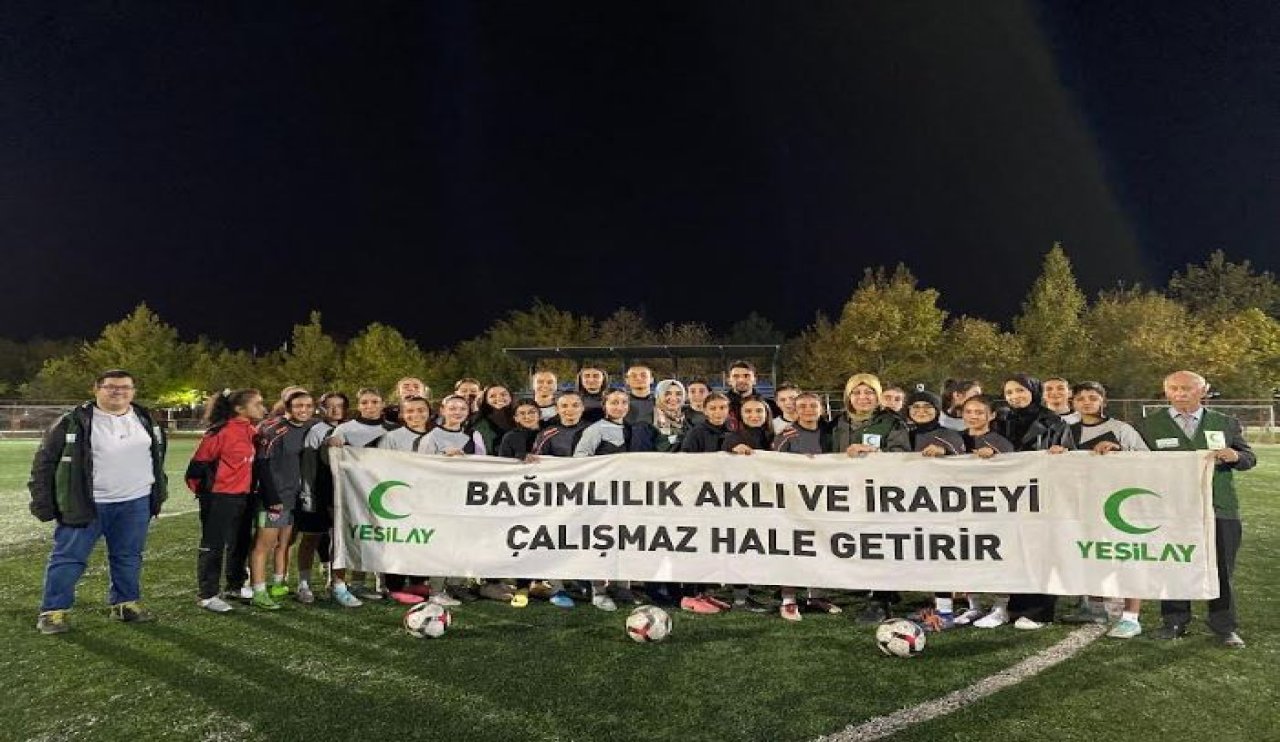 Yeşilay Konya'dan, kadın futboluna destek!