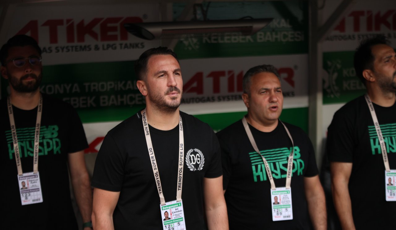 Konyaspor'da Recep Uçar'dan Ali Çamdalı'ya özel teşekkür