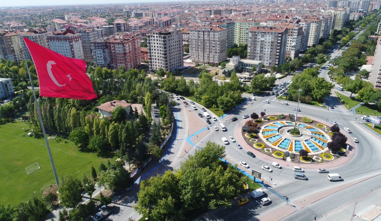 AKOM uyardı! Konya'da trafik duracak