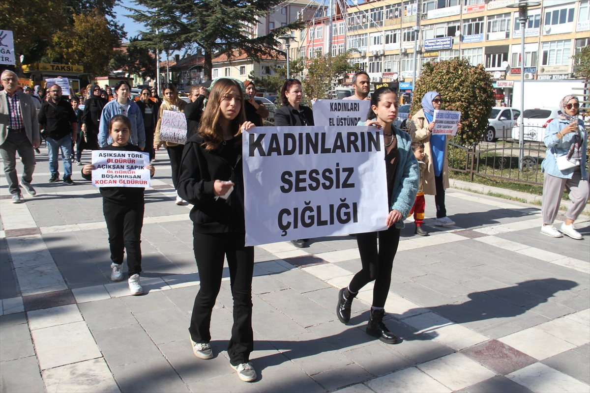 Konya’da toplumun vicdanı ayakta! Kadın ve çocuk cinayetlerine ses yükseldi