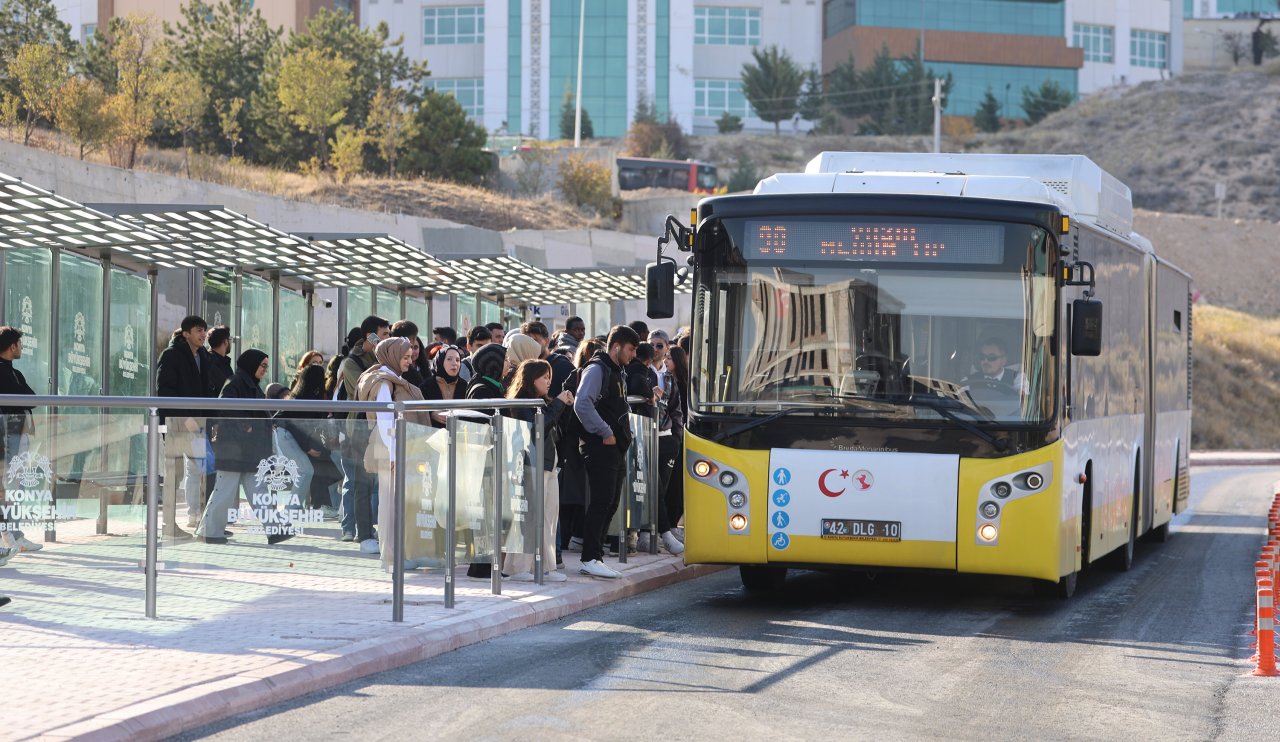 Konya’da hızlı ulaşım başladı! Duraklarda 250 dk daha az beklenecek!