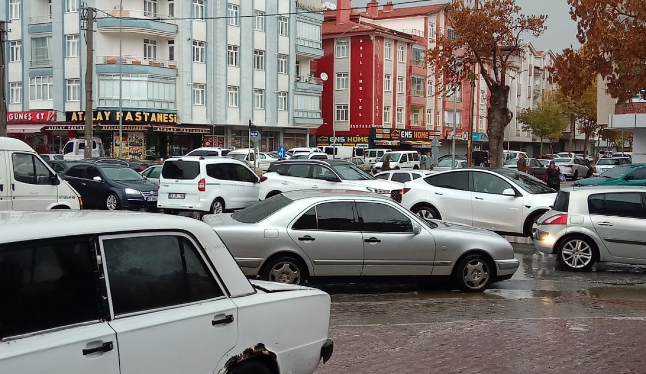 Konya’ya beklenen yağış geldi! Yağışlar devam edecek mi?