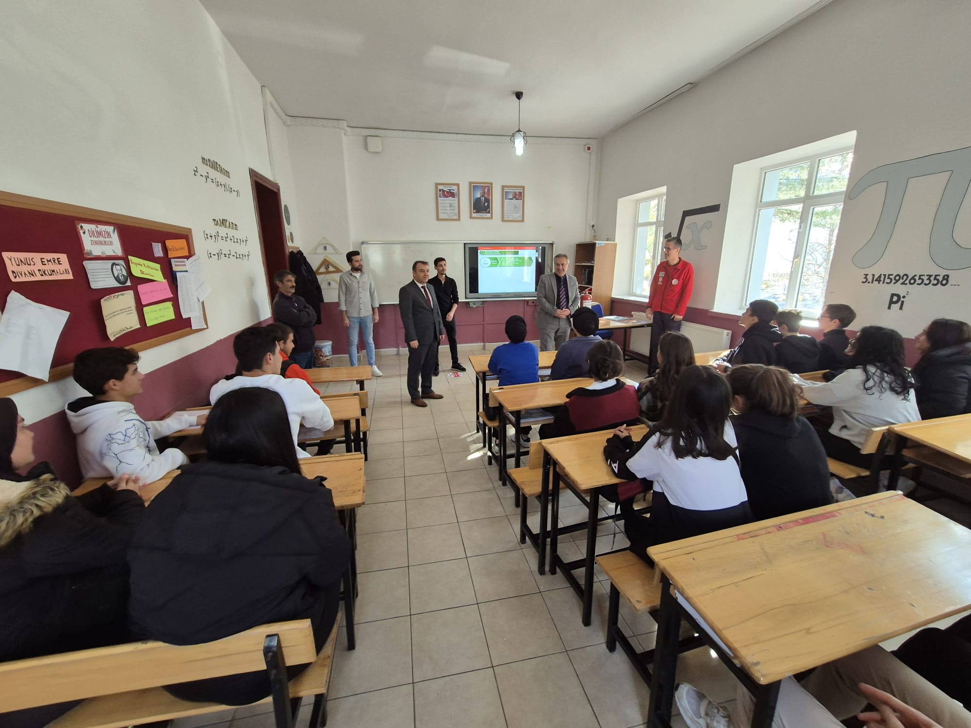 Derebucak’ta eğitimin nabzı tutuldu