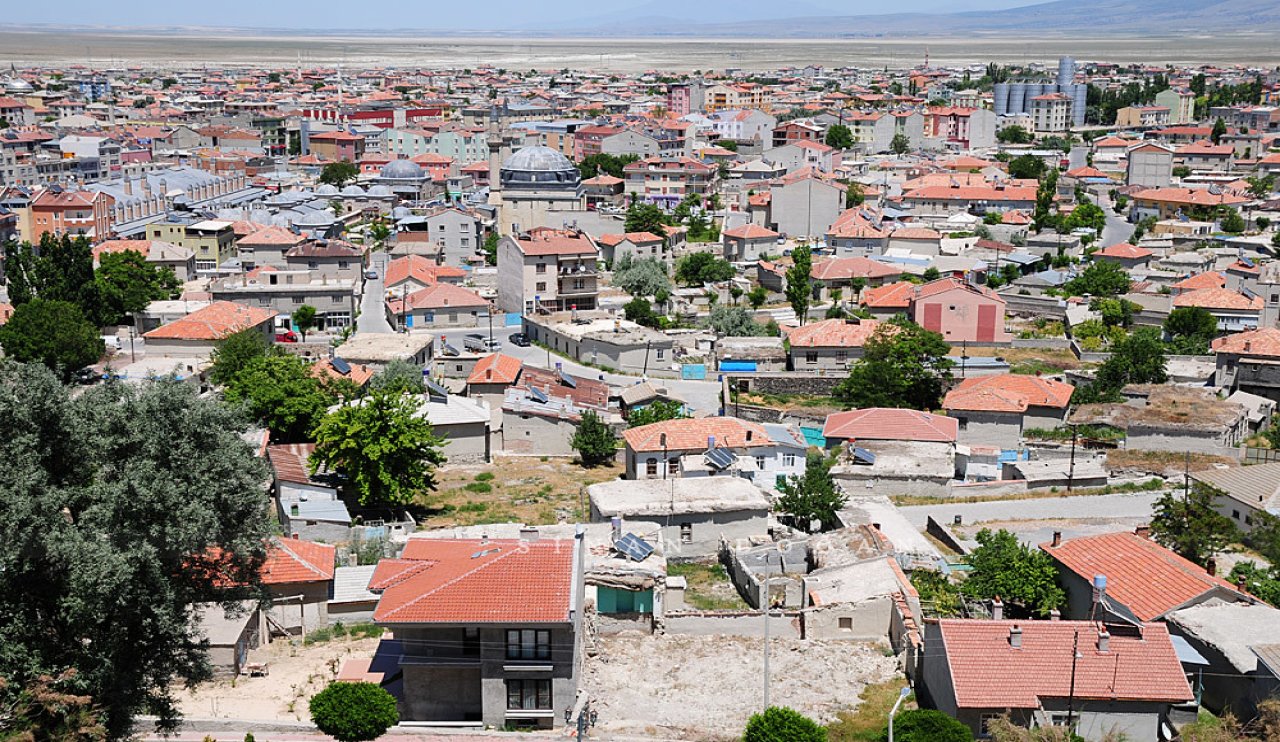 Konya Karapınar'da kış kapıya dayandı!