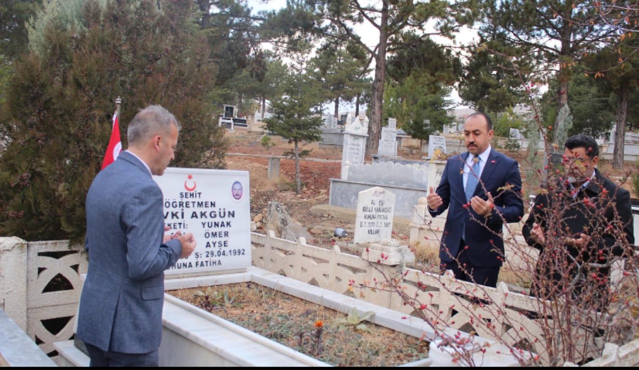 Öğretmenler Günü’nde şehit öğretmen unutulmadı