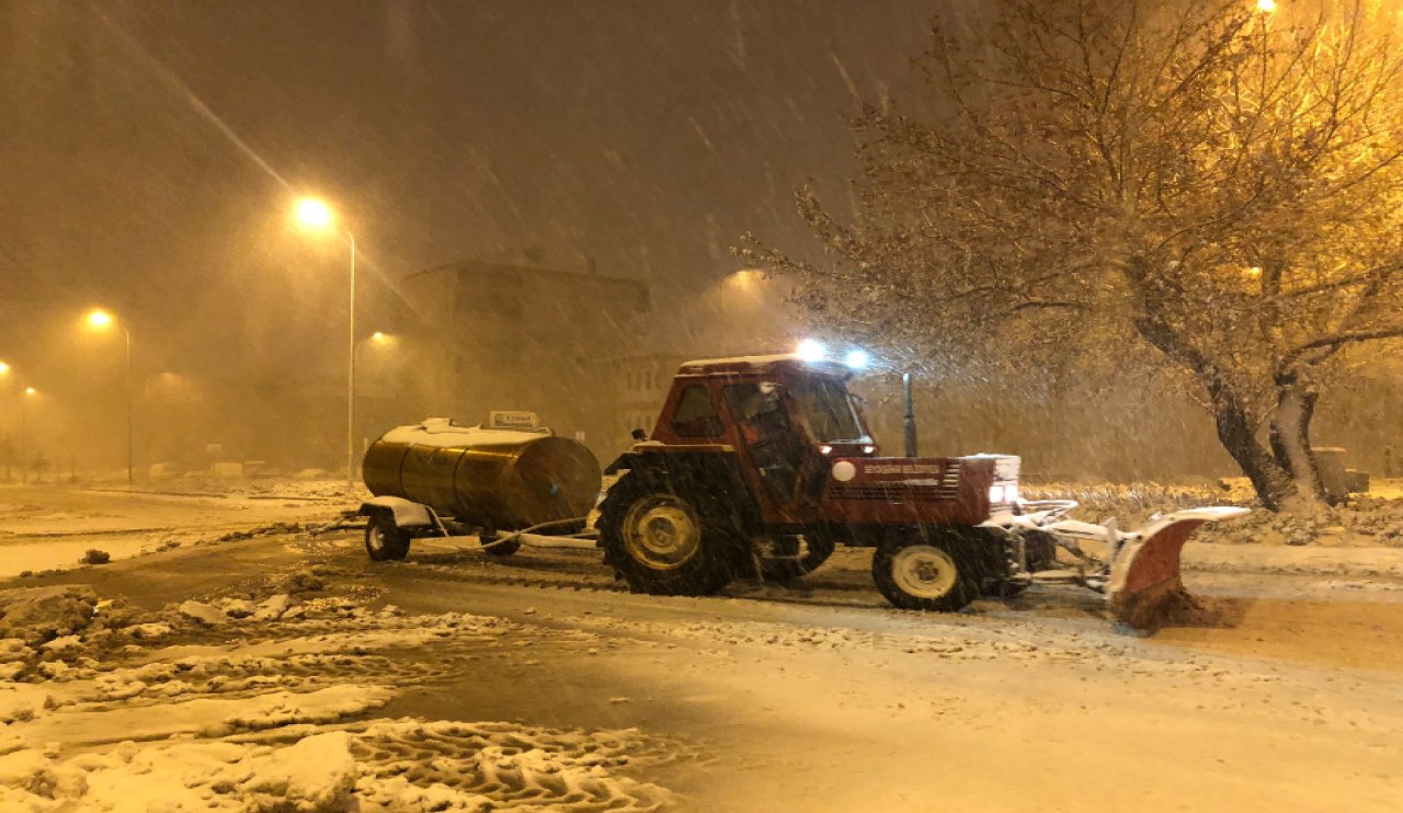 Konya’da 55 mahallede kar temizleme seferberliği