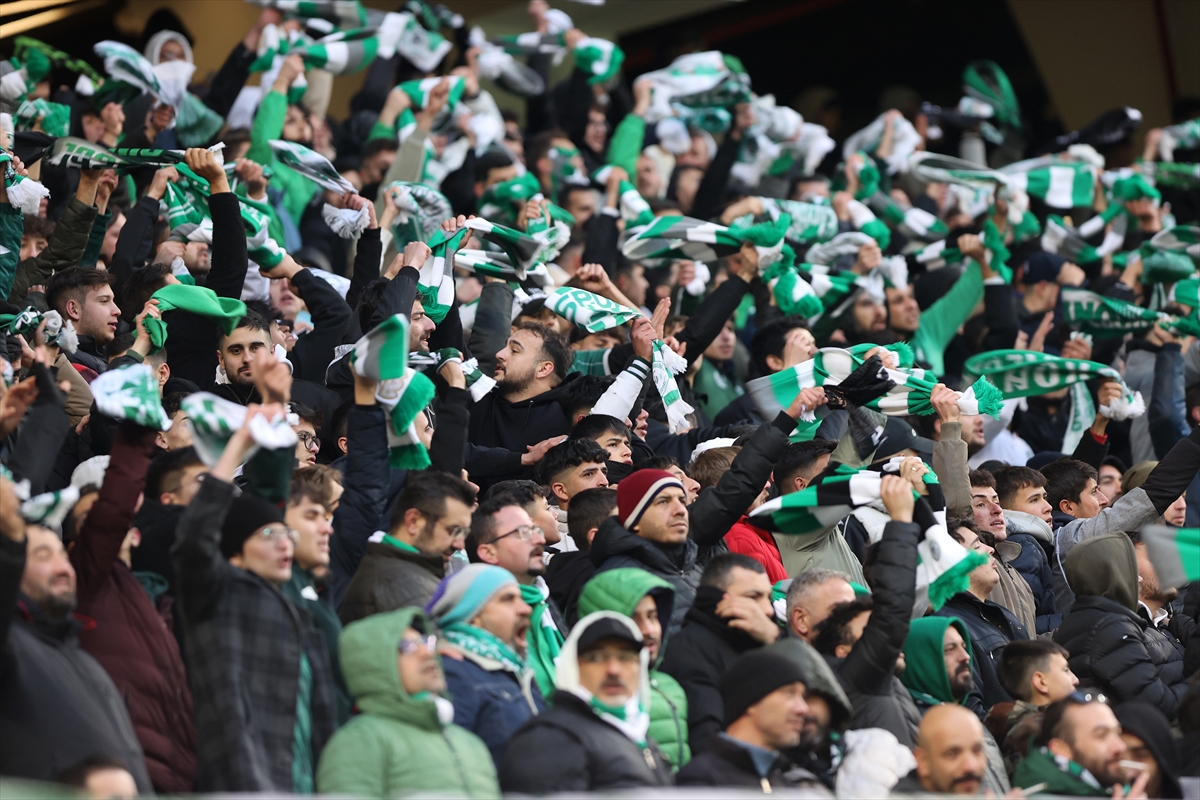 Dondurucu soğukta oynanmıştı! Konyaspor - Hatayspor maçının seyirci sayısı açıklandı