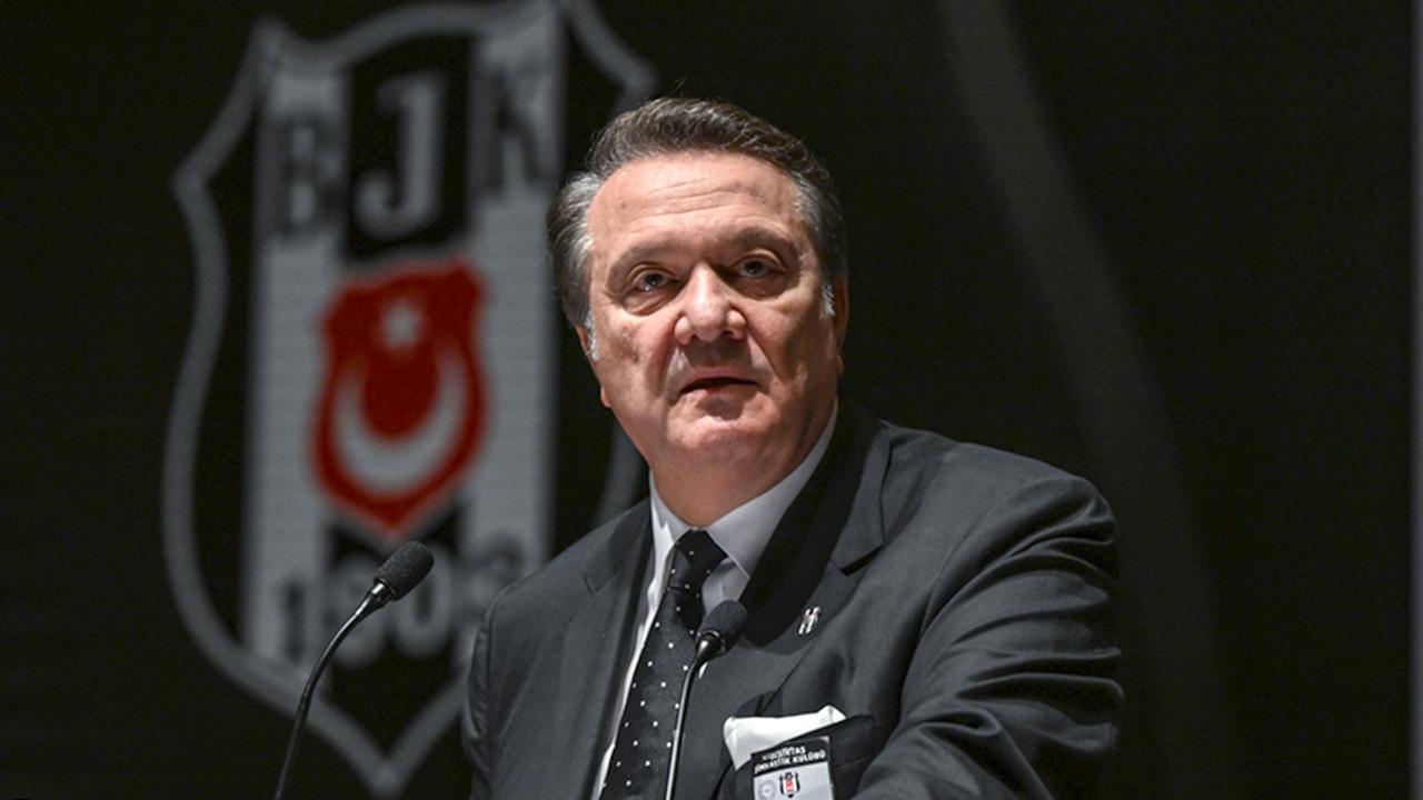 Beşiktaş'ta Başkan Hasan Arat,  futbol kısmını bıraktı