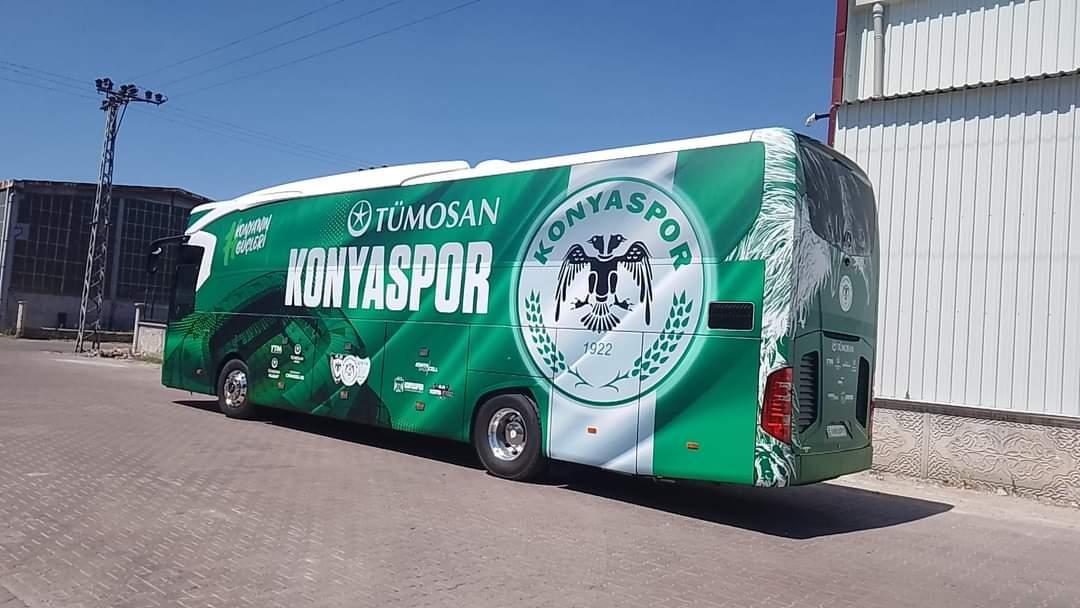 Konyaspor kafilesi, otobüsle Adana'ya gidiyor