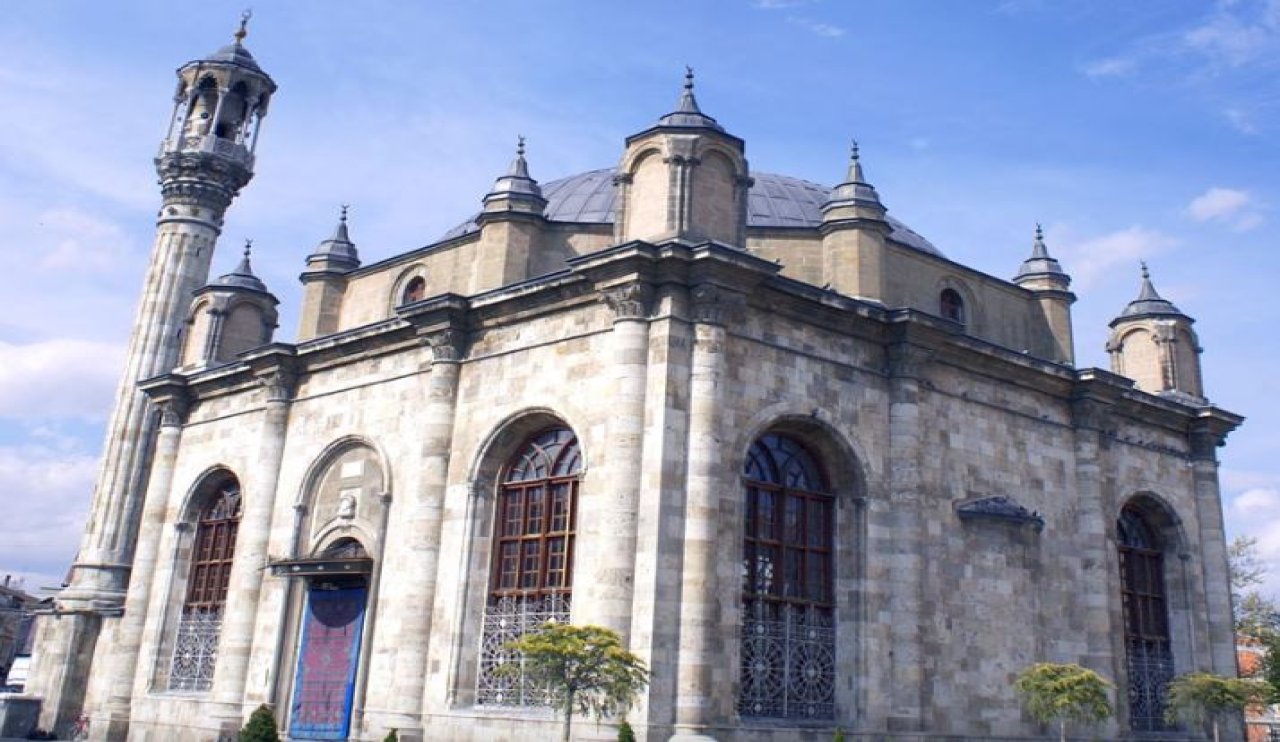 Konya'da gezilecek yerler: Aziziye Camii