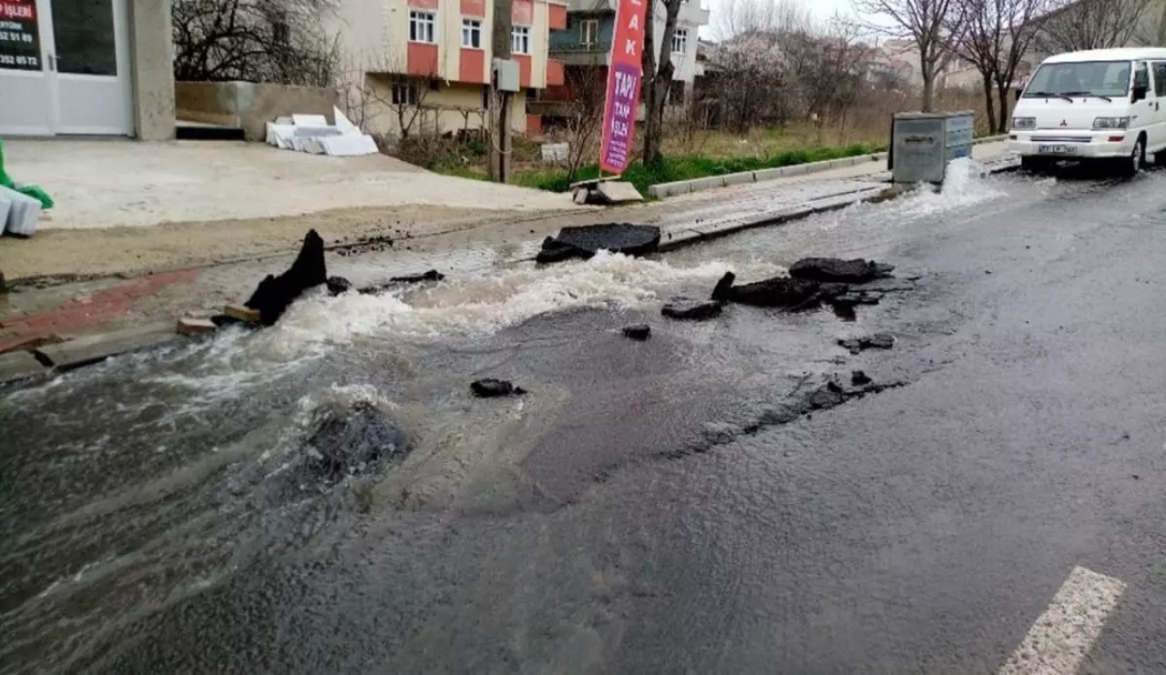 Konya’da vana patlaması! her şey su üstünde yüzüyor