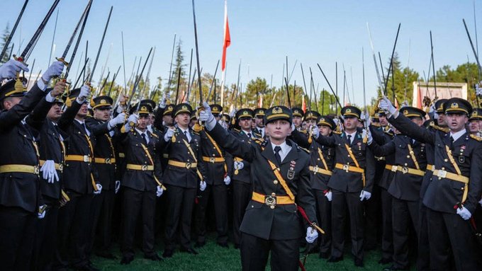 İhracı istenen teğmenleri TBB Başkanı savunacak!