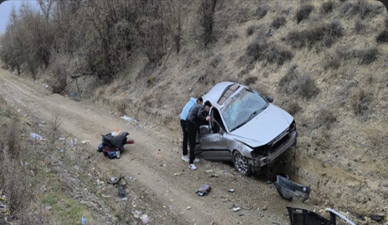 Konya dağın yamacına çarpan otomobilde can pazarı