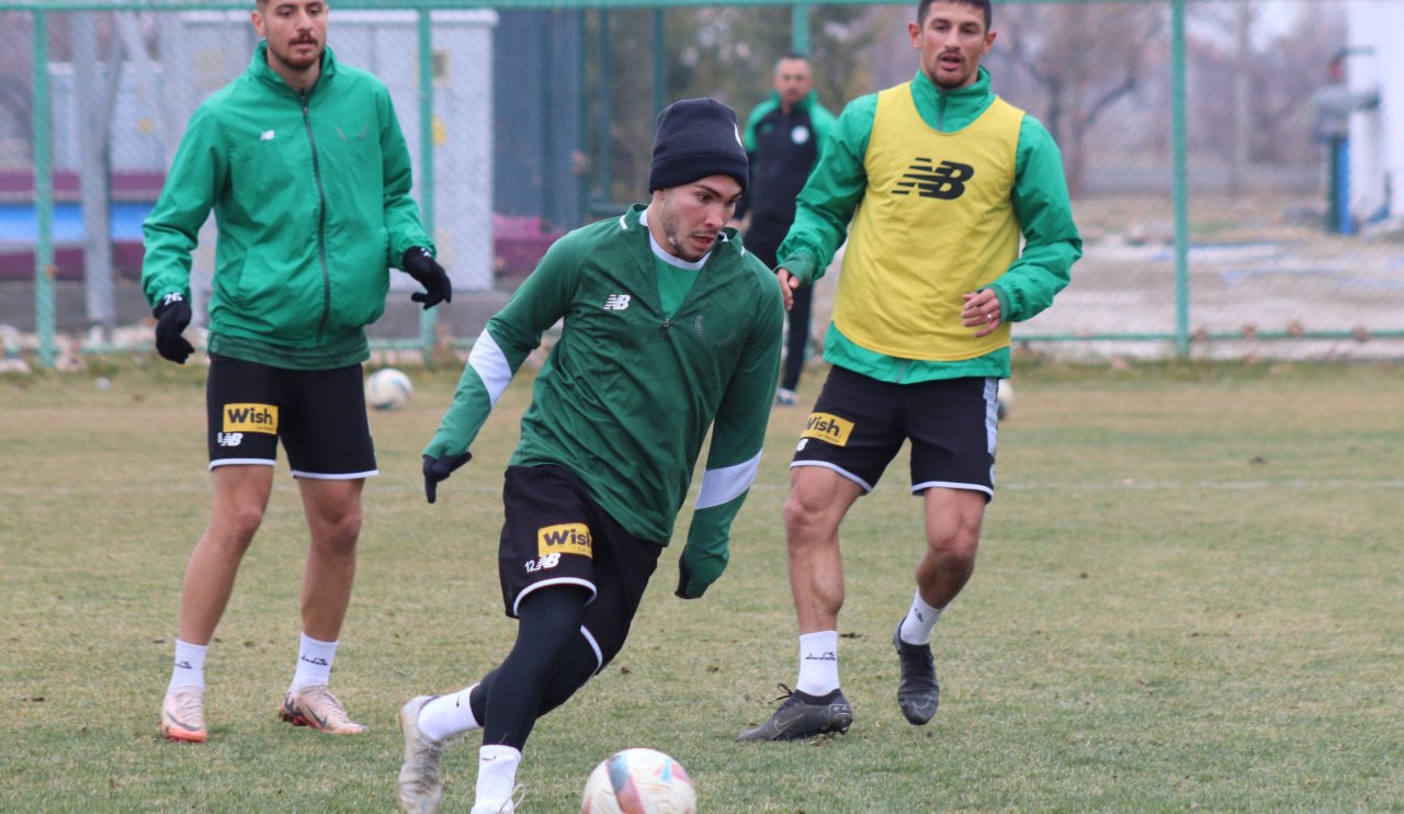 Konyaspor'da Ahmet Karademir gelişmesi